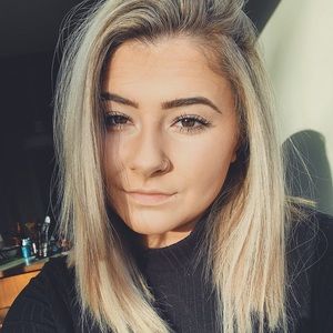 Meet your Posher, Molly